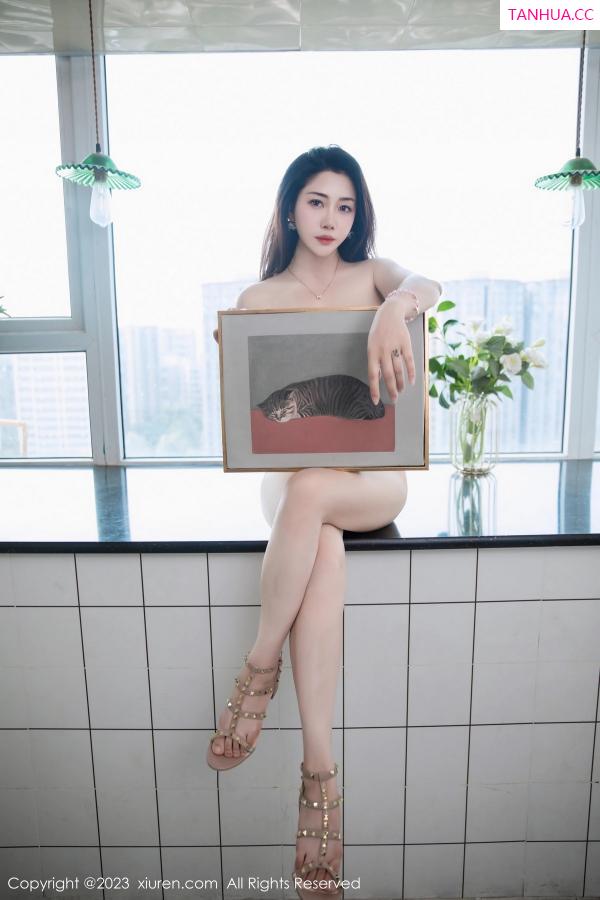   [XiuRen]高清写真图 2023.08.11 No.7216 严利娅Yuliya 丰腴美臀第63张图片